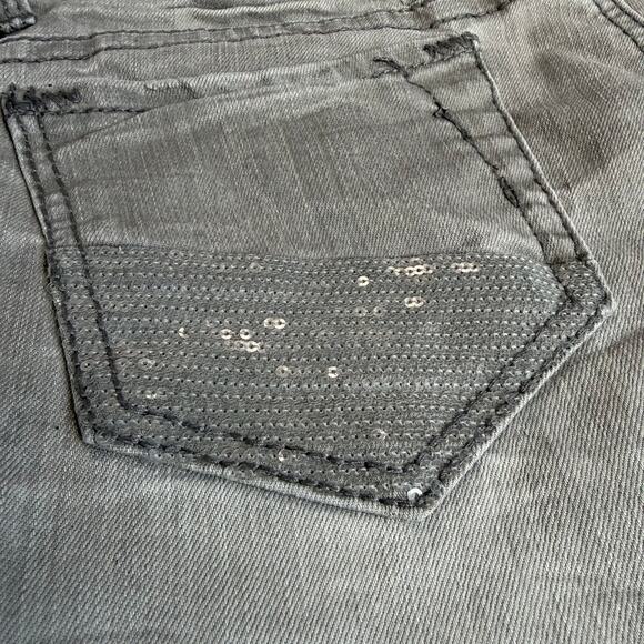 Womens Distressed Gray Denim Shorts Size 11 Sequins Casual Grunge Glam Summer - Picture 7 of 13